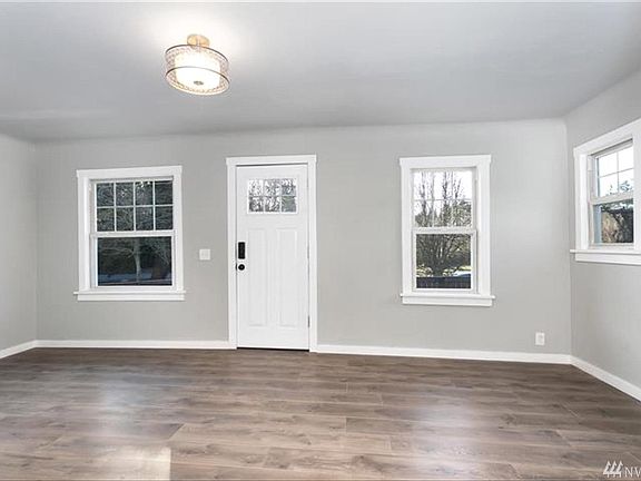 5th image of 1514 N Lafayette Ave