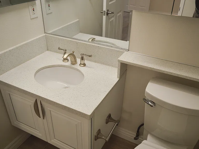 1726 Winona Blvd #104 — Photo 41