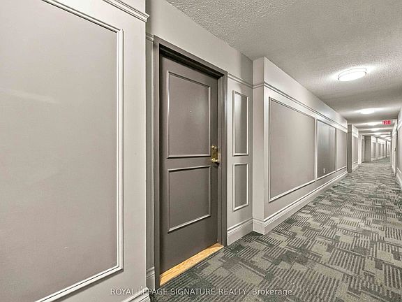 5th image of 906 Sheppard Ave W #314