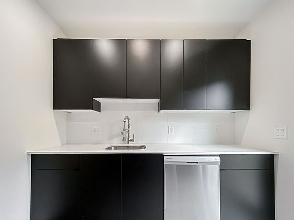 5th image of 2027 N 5th St #O1