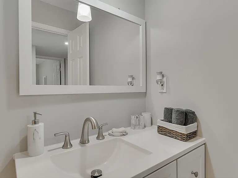 2922 Clover Valley Dr — Photo 22
