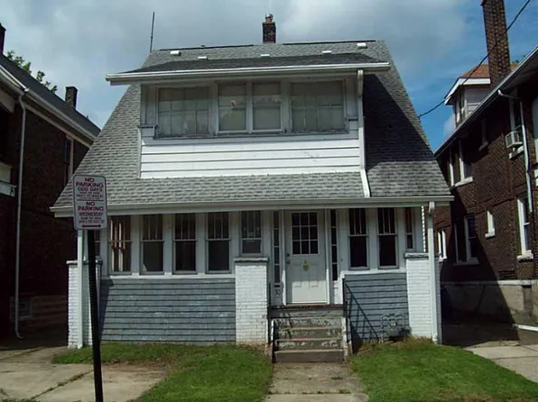 30 Hess Ave, Erie, PA 16507