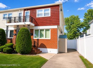 133 Corbin Ave, Staten Island, NY 10308