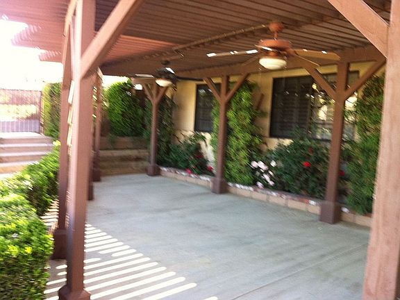 Front Patio W/Ceil-Fans
