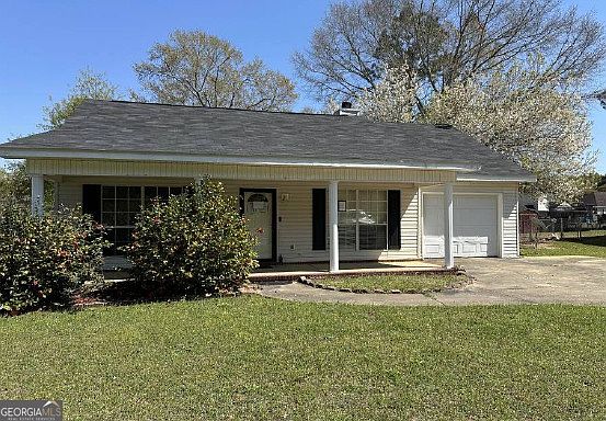 1st image of 85 Nomad Cir