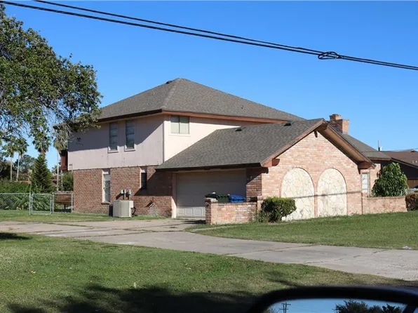318 Mediterranean Dr, Corpus Christi, TX 78418
