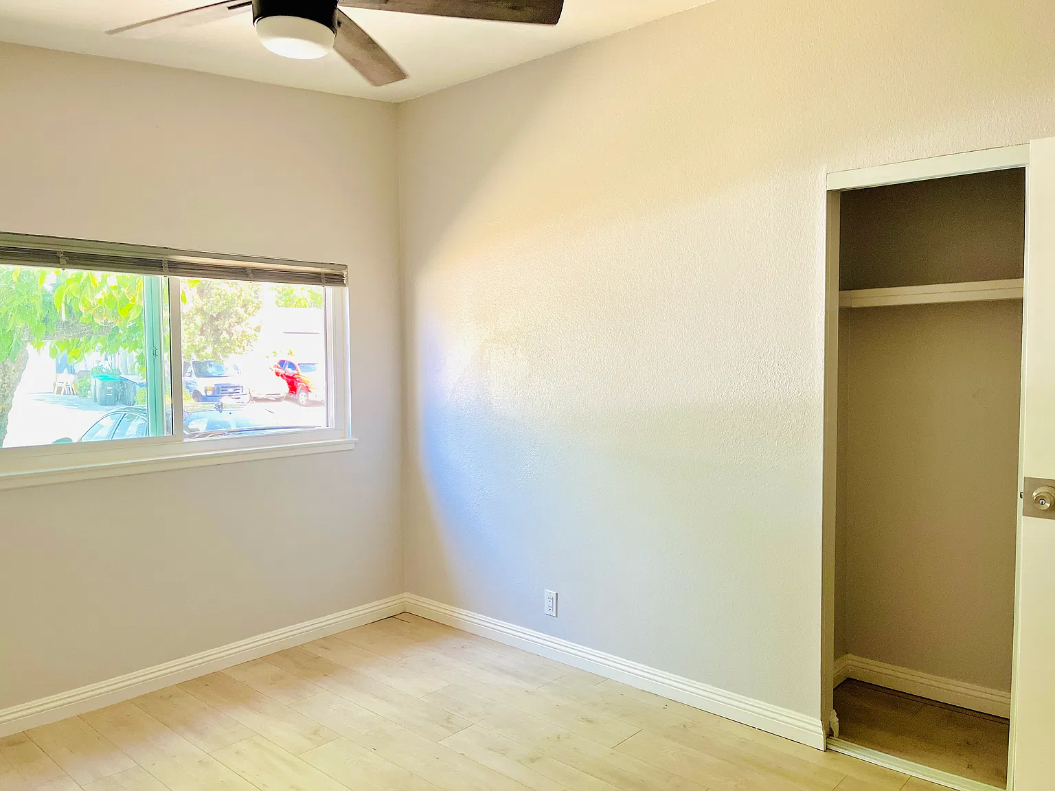 15621 California St — Photo 2