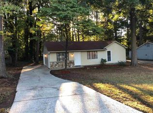 8914 Homewood Dr, Riverdale, GA 30274