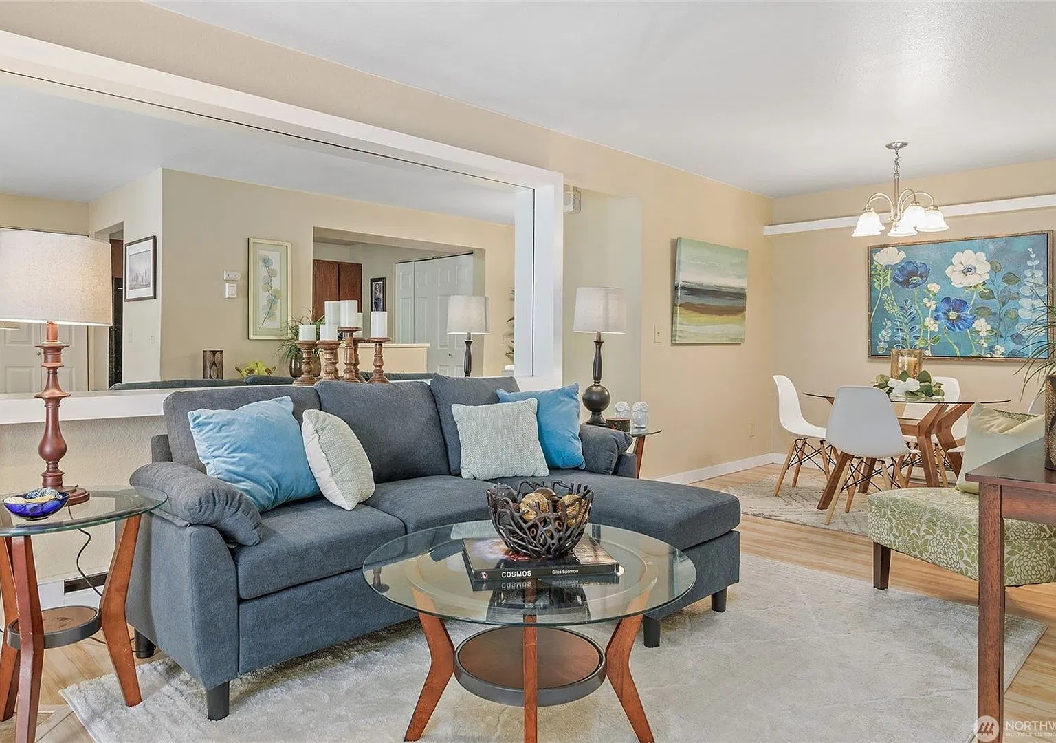 Updated 2 Bedroom Condo in Prime Redmond Location! — Photo 4