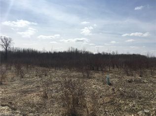 Sweet Rd, Pierpont, OH 44082