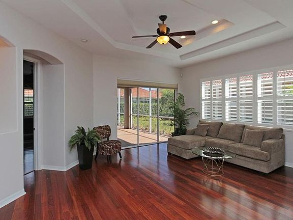 3rd image of 14633 Mirasol Manor Ct