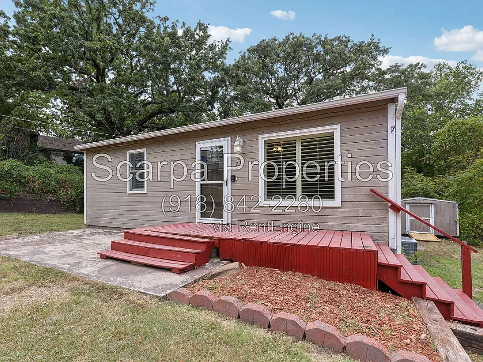 734 N Walnut Creek Dr
