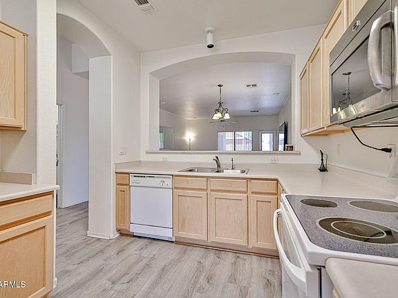 5th image of 11038 W ORAIBI Drive
