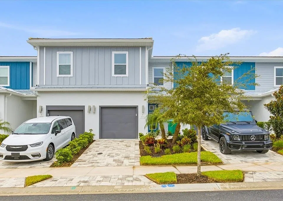 7810 Spectrum Dr #7810