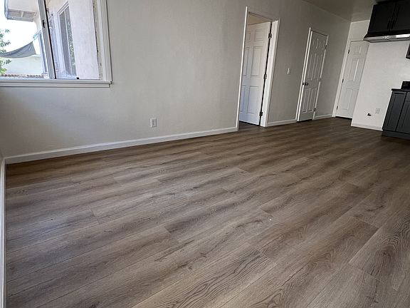 5th image of 3637 E 5th St