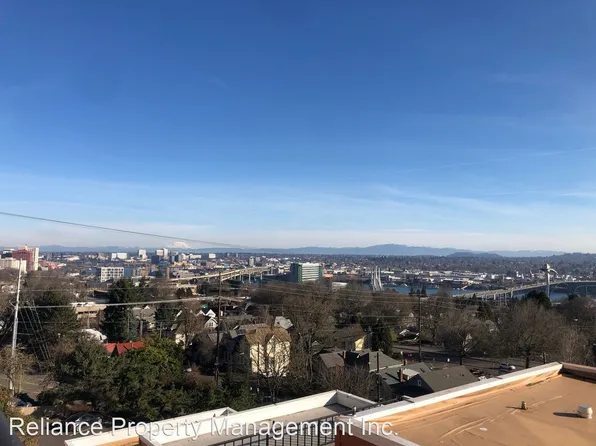 3515 SW Barbur Blvd APT M2, Portland, OR 97239