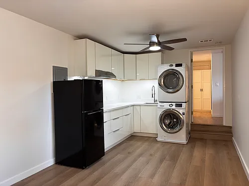 3373 Payne Ave #1 Photo 1