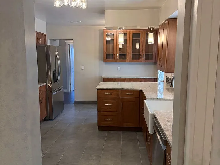 1331 G St — Photo 55