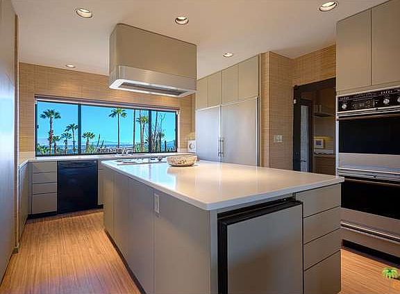 5th image of 1075 W Cielo Dr