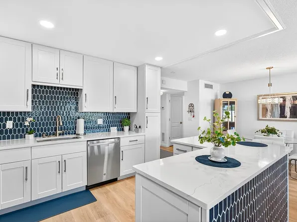 1800 SE Saint Lucie Boulevard #7-307, Stuart, FL 34996