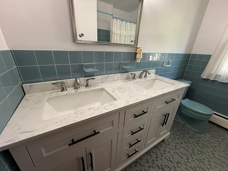 338 Rees Dr — Photo 14