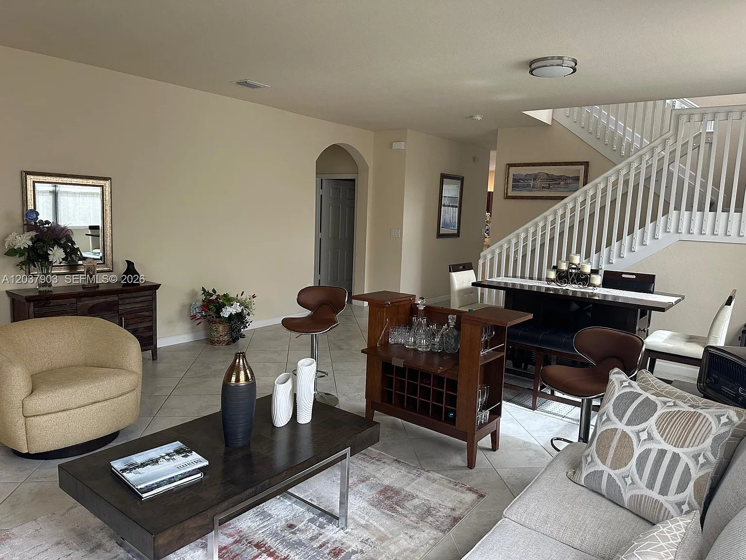 3 bed, 2.5 bath, 3199 sqft, $3,150 — Photo 4