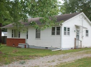 403 Circle Dr, Estill Springs, TN 37330