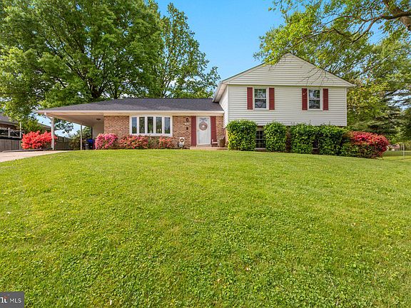 3rd image of 3628 Toddsbury Ln