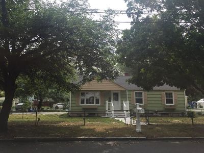 35 Fisher St, Springfield, MA, 01109