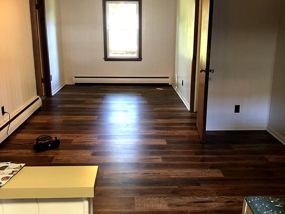 Dining room off kitchen