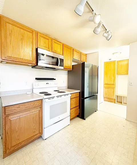 13590 NW Coho Run — Photo 7