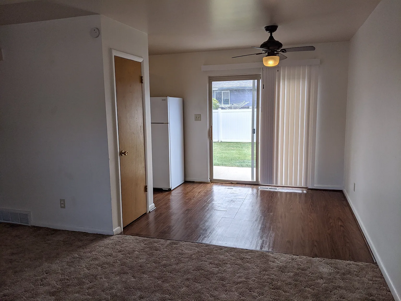 2 bed, 951 sqft, $1,300 — Photo 3
