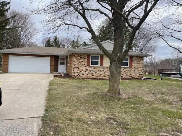 6970 Lark AVENUE, Hartford, WI 53027