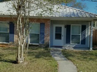 677 Gloria Dr, Baton Rouge, LA 70819