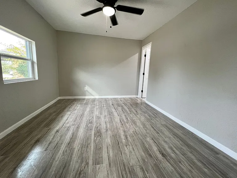 4817 NW Pollard Ave — Photo 10