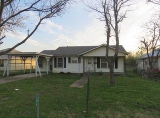 104 N Files St, Itasca, TX 76055