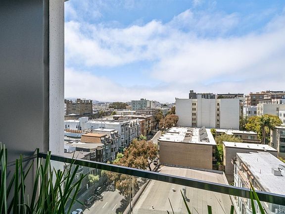 4th image of 1688 Pine St #W1108