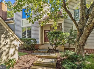 4019 Lake Glen Rd, Fairfax, VA 22033