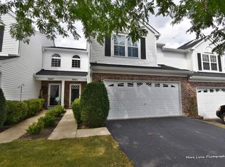 2865 Caldwell Ln, Geneva, IL 60134