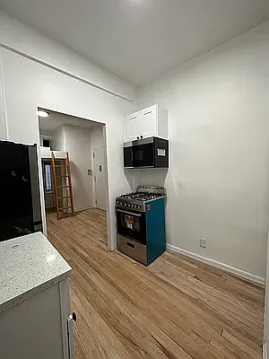 412 W 56th St #3 — Photo 2