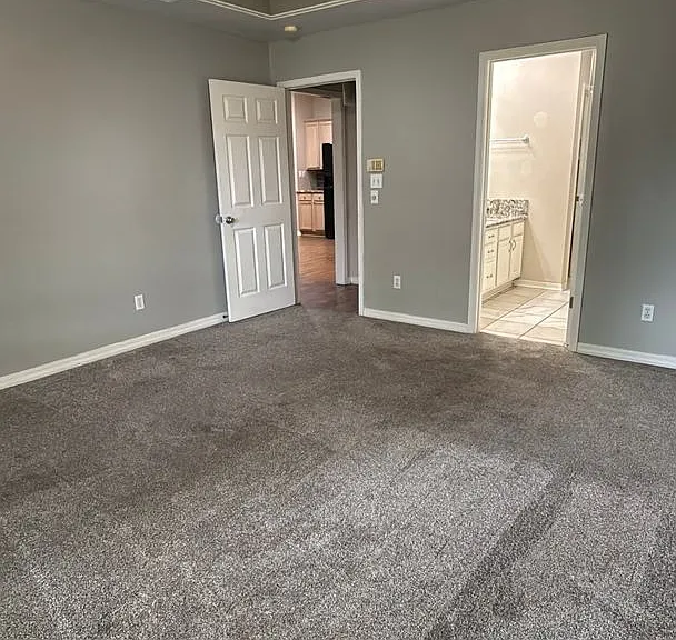 9812 Kings Pointe Dr — Photo 22