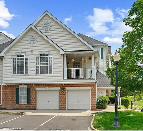 25260 Lake Shore Sq #205 Photo 1