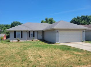 1026 S Missouri Ave, Springfield, MO 65807