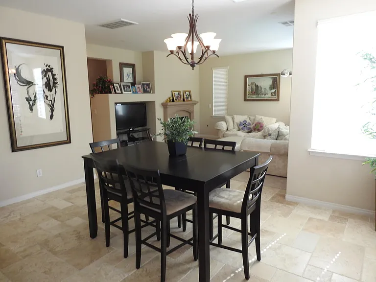 4897 Carriage Run Dr — Photo 8