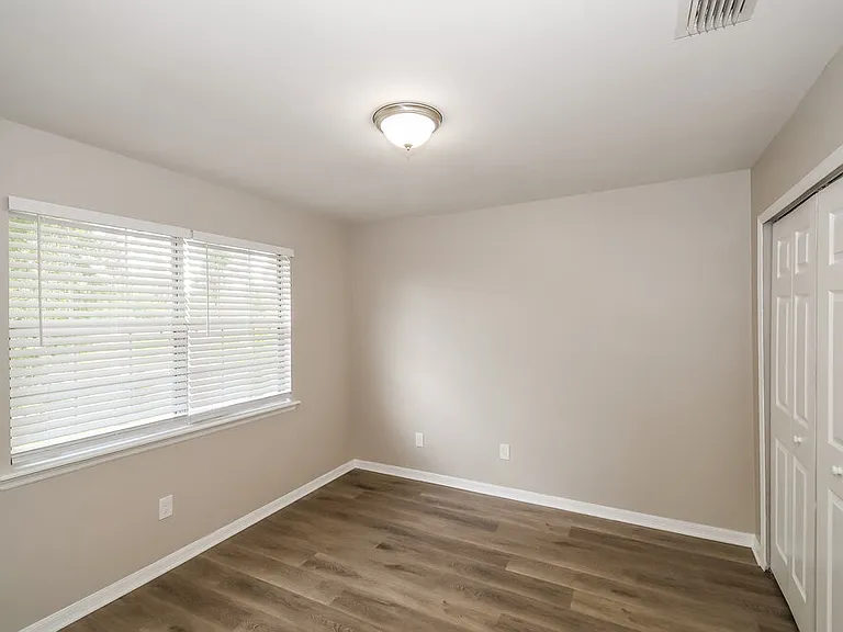 8389 Argyle Corners Ct — Photo 14