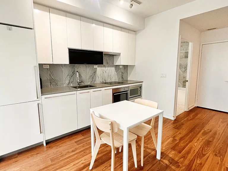 115 McMahon Dr #3507 — Photo 3