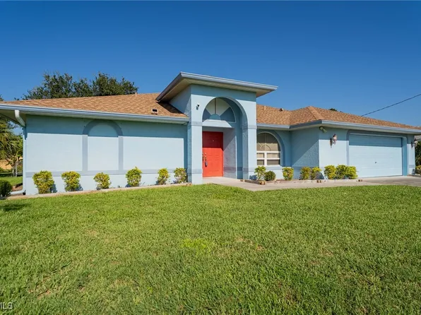 824 SE 3rd Pl, Cape Coral, FL 33990