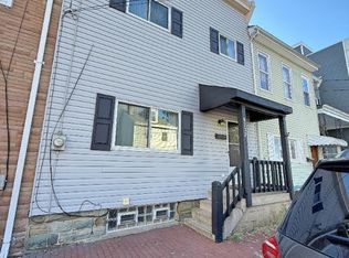 5232 Wickliff St, Pittsburgh, PA 15201