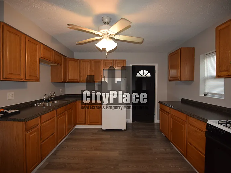 137 S Catherwood Ave — Photo 8