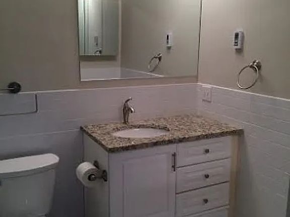 4th image of 3 W 73rd St APT 1F